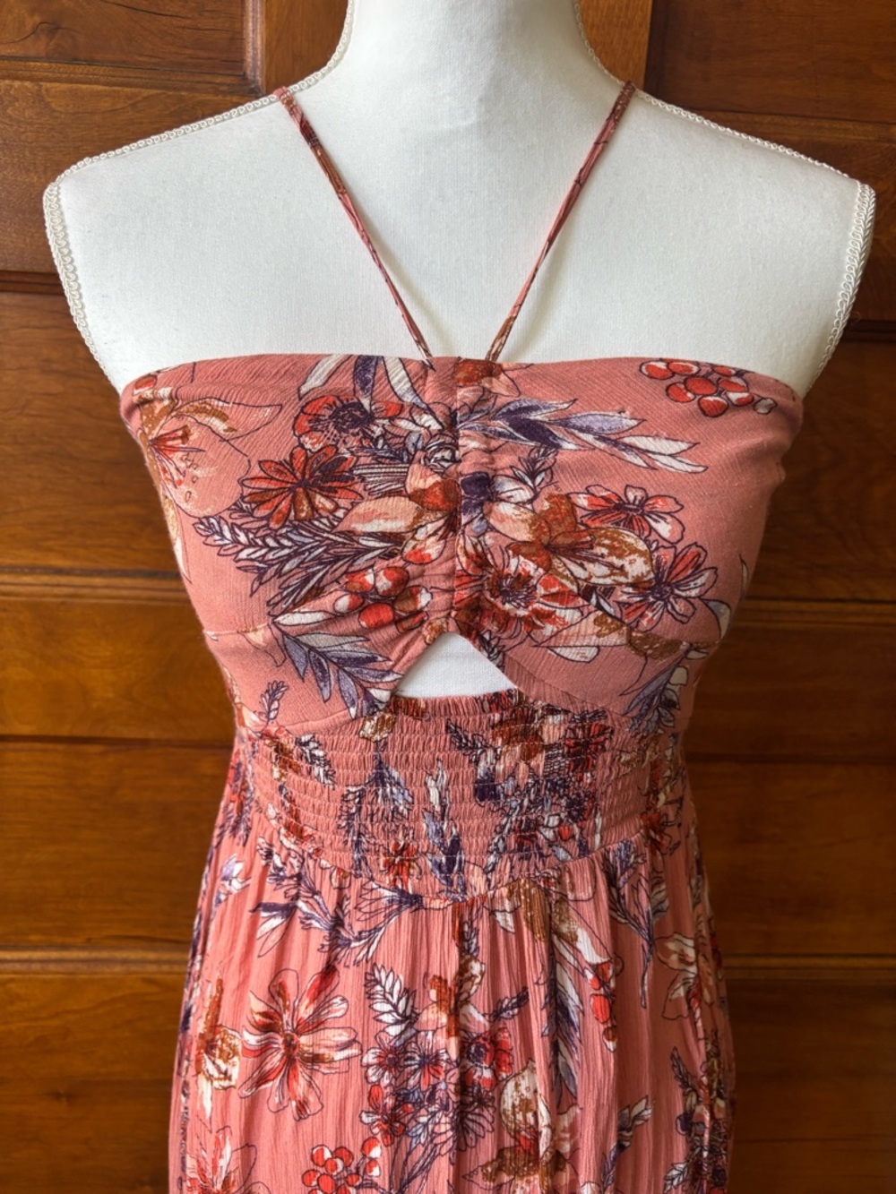 Free People "One Step Ahead" floral print halter neck maxi dress - Picture 2 of 11